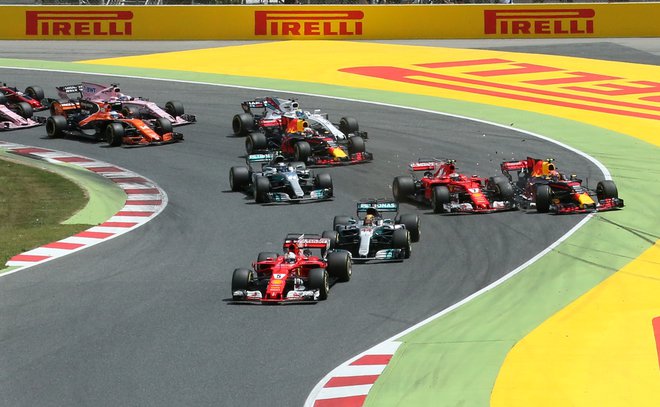 Lani sta v Barceloni že takoj po štartu trčila Kimi Räikkonen in Max Verstappen in končala dirko. Foto: Reuters
