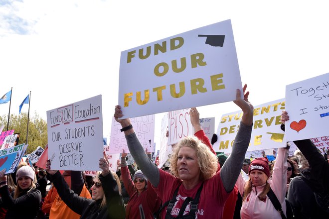 V Oklahomi so učitelji sami organizirali protest, sindikat je imel le podporno vlogo. FOTO: Nick Oxford/Reuters