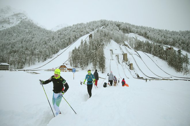 Planica je doslej gostila dve tekmi svetovnega pokala v smučarskih tekih, kar je bil pomemben kamenček v mozaiku uspešne kandidature. FOTO: Jure Eržen