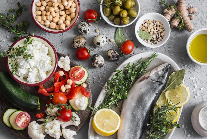 Sladkarije, hitra prehrana in sladke pijače so nadomestile zdrave obroke tradicionalne sredozemske kuhinje, ki je temeljila na uporabi sadja, zelenjave, rib in olivnega olja FOTO: Guliver