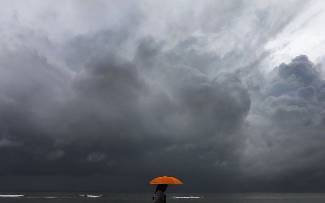 Spremenljivo vreme nas čaka tudi v naslednjih dneh. FOTO: Dinuka Liyanawatte/Reuters