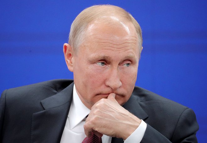Če bo Putin ostal na oblasti do leta 2024, bo posredno ali neposredno na oblasti v Rusiji 24 let. S tem bo po Josifu Stalinu ruski voditelj z najdaljšim stažem.&nbsp;FOTO: Pool/Reuters