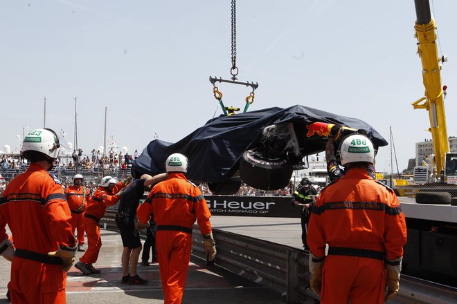 Max Verstappen je bil vnovič zaletav. Foto Claude Paris/AP