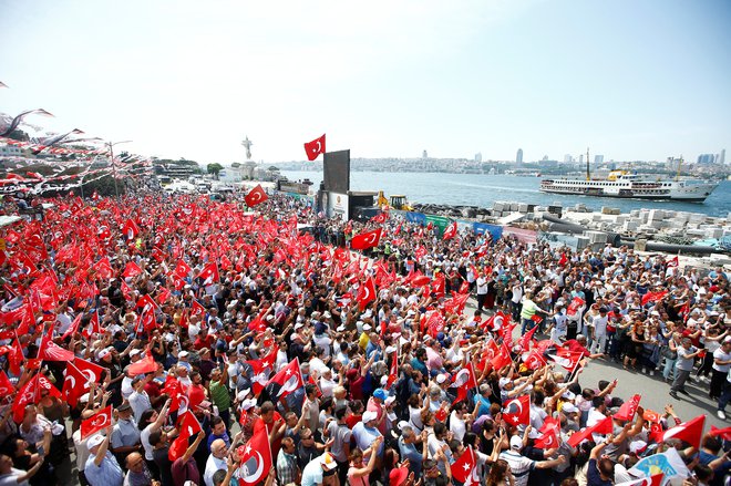 Turške volitve bodo v nedeljo. FOTO: Osman Orsal/Reuters