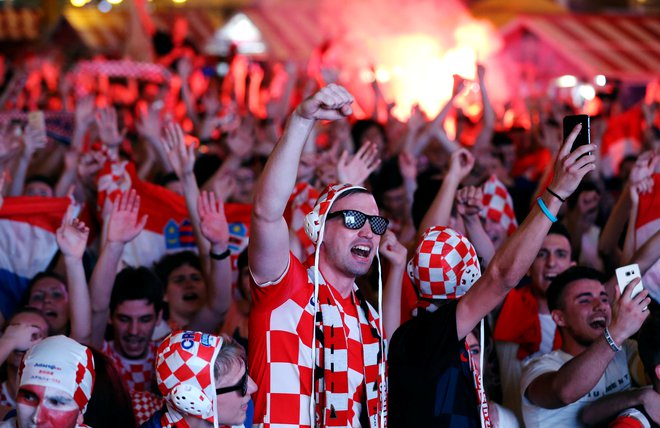 Hrvaški navijači so padli v trans. FOTO: Reuters