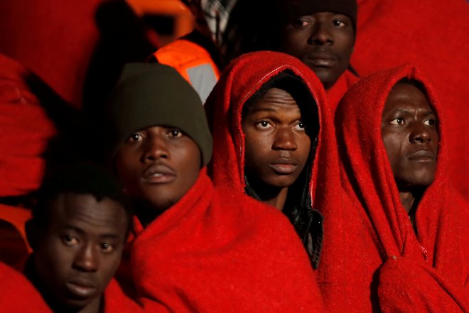 Poleg terorizma, revščine, hudega pomanjkanja in podnebnih sprememb sta vzroka za migracije nestabilnost in negotovost, ki vladata v mnogih predelih Afrike in Bližnjega vzhoda. FOTO: Jon Nazca/Reuters