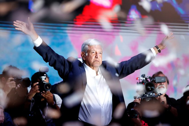 Mehičani verjamejo Obradorjevim napovedim o boju proti &shy;korupciji. FOTO: Reuters