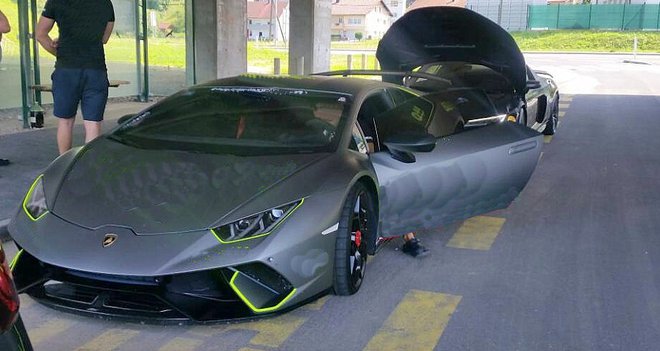 Lamborghini huracan FOTO: Policija