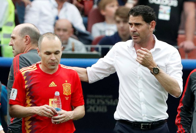 Fernando Hierro in Andres Iniesta sta se po SP poslovila od španske reprezentance.<br />
Foto Reuters