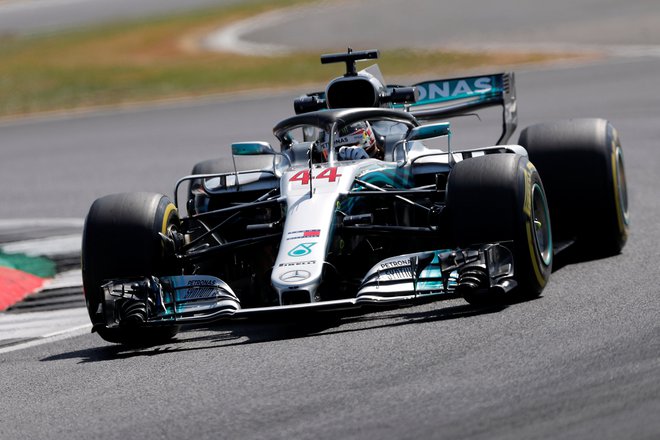 Lewis Hamilton je bil najhitrejši na včerajšnjem prvem prostem treningu. Foto: Reuters