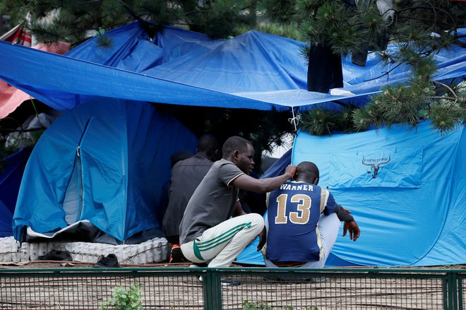 Migrantska beda po pariško. FOTO: Reuters