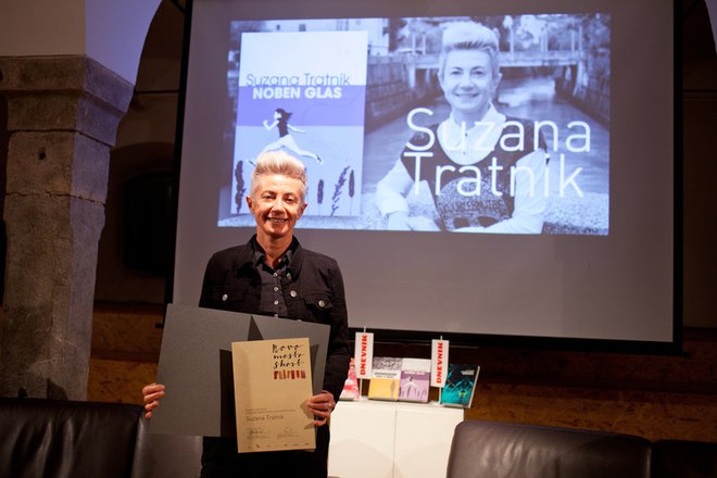 Prvo nagrado novo mesto je lani prejela Suzana Tratnik. Foto Bostjan Pucelj
