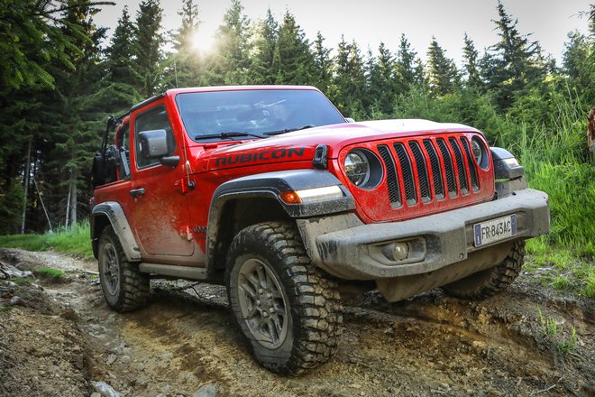 Dvovratni rubicon je najprivlačnejši blaten čez in čez. FOTO: Jeep