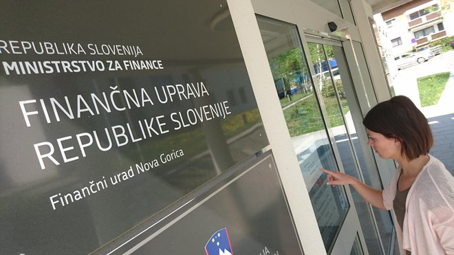 Na področju DDV ministrstvo za finance med drugim ureja obdavčitev kuponov, ki so namenjeni nakupu blaga ali storitev in so zelo razširjeni tudi v Sloveniji. FOTO: Delo