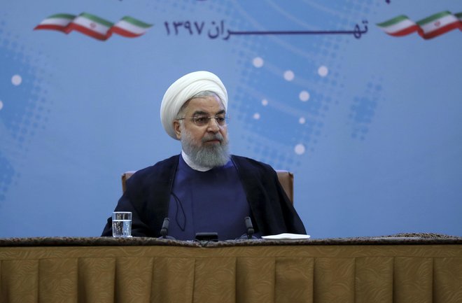 Hasan Rohani: Vedno smo zagotavljali varnost te ožine. Ne igraj se z levjim repom, ker boš to večno obžaloval. FOTO: AP