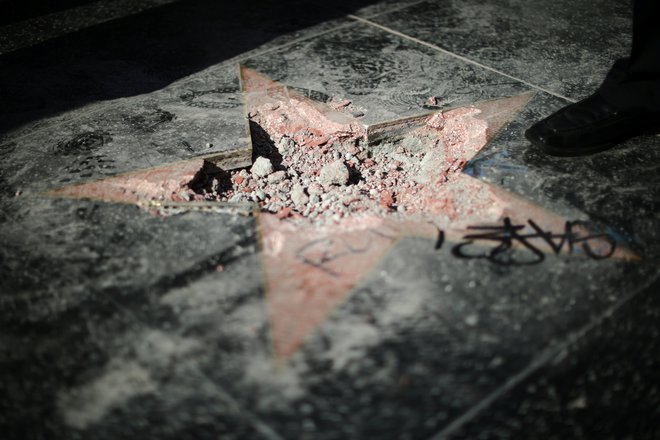 Posledice napada od blizu. FOTO: REUTERS/Lucy Nicholson