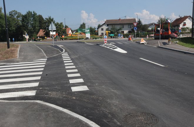 Končna dela na Zaloški cesti. FOTO: Mavric Pivk