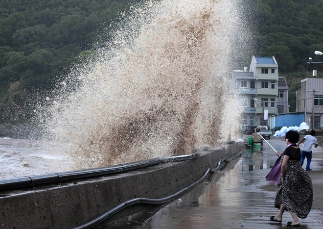 Tajfun Maria, ki je v začetku meseca dosegel Tajvan, na otoku ni povzročil prevelike škode. Zaradi obilnih padavin so s poplavnih območij takrat evakuirali skoraj 3500 oseb. FOTO: China Stringer Network/Reuters