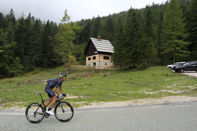 V Planinski zvezi opozarjajo, da je odnos države do planinske infrastrukture mačehovski in celo ignorantski. FOTO: Leon Vidic/Delo