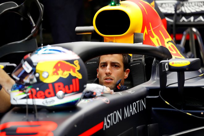 Daniel Ricciardo bo prihodnjo sezono zamenjal delodajalca. Foto Leonhard Föger/Reuters