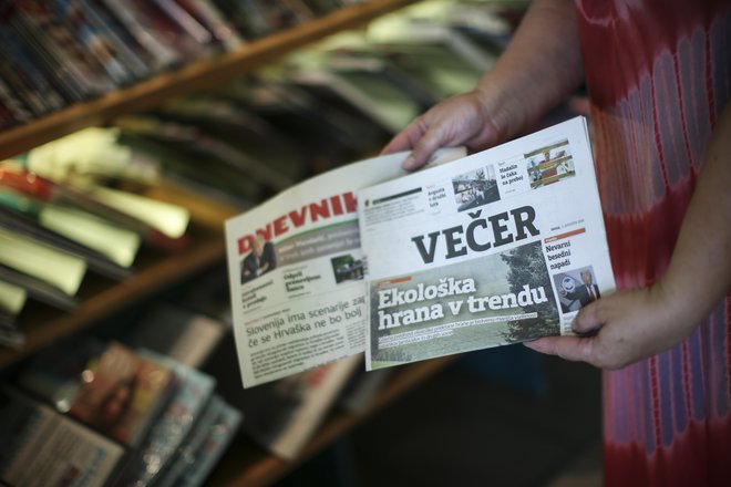 &raquo;Novinarji medijskih družb Dnevnik in Večer smo skeptični in zaskrbljeni nad napovedanim združevanjem dnevnikov Večer in Dnevnik v novoustanovljeni DV Mediji,&laquo; so zapisali v sporočilu za javnost. FOTO: Jure Eržen