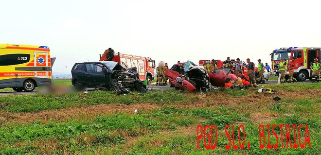 V prometni nesreči so umrli trije ljudje. FOTO: PGD Slovenska Bistrica