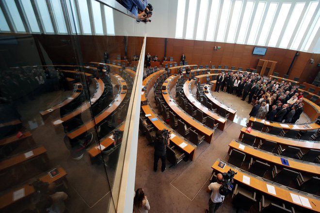 Nadzor nad poslanskim glasovanjem se vleče že desetletja. FOTO: Uroš Hočevar