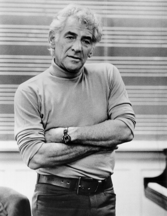 Bernstein, znan tudi kot zagovornik državljanskih pravic in miru, je umrl 14. oktobra 1990 zaradi srčnega napada Foto uradna spletna stran