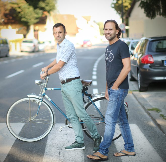 Matevž Frančič (levo) in Marko Peterlin sta člana iniciative Uredimo Vodnikovo. FOTO: Jure Eržen