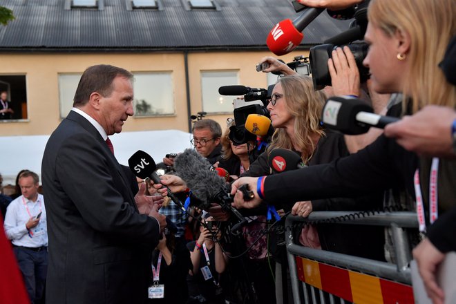 Socialni demokrati premiera Stefana Löfvena so sodeč po vzporednih volitvah na tokratnih parlamentarnih volitvah prejeli 5,6 odstotne točke manj kot na volitvah leta 2014. FOTO: Reuters