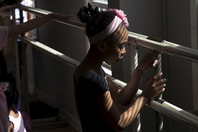 Obtožbe o spolnem nadlegovanju so priletele tudi iz plesnega sveta. FOTO: Reuters