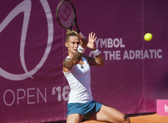 Polona Hercog je pokleknila pred olimpijsko zmagovalko. FOTO: Tom Dubravec/Cropix