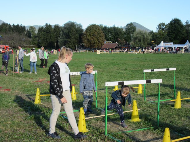 V program festivala se vključujejo številna društva in poskrbijo, da otroci krepijo telo in duha. FOTO: Špela Kuralt/Delo