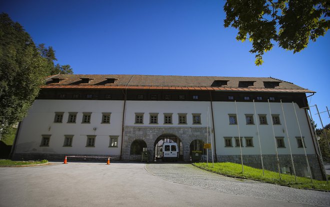 Spomeniško zaščiteno blejsko Pristavo Otmar Zorn namenja medicinski dejavnosti. FOTO: Jože Suhadolnik