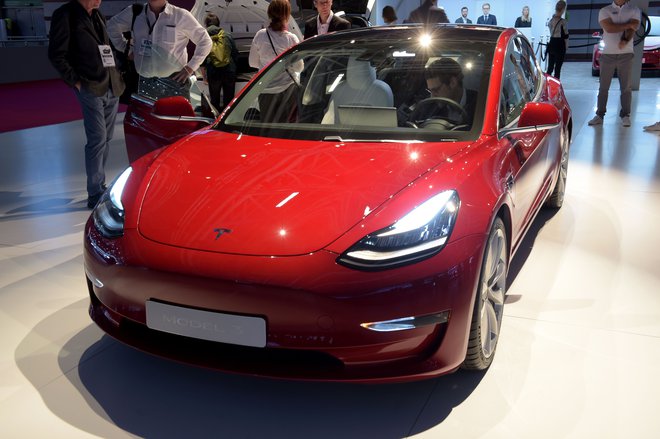 Tesla model 3<br />
FOTO: AFP