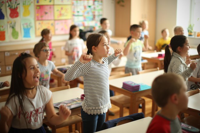 Tisto, kar je dobro za otroka s posebnimi potrebami, je dobro tudi za vse druge učence v razredu. Fotografija je simbolična. FOTO: Jure Eržen/Delo