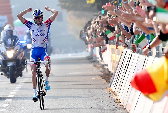 Thibaut Pinot je navdušil tifose. FOTO: AP