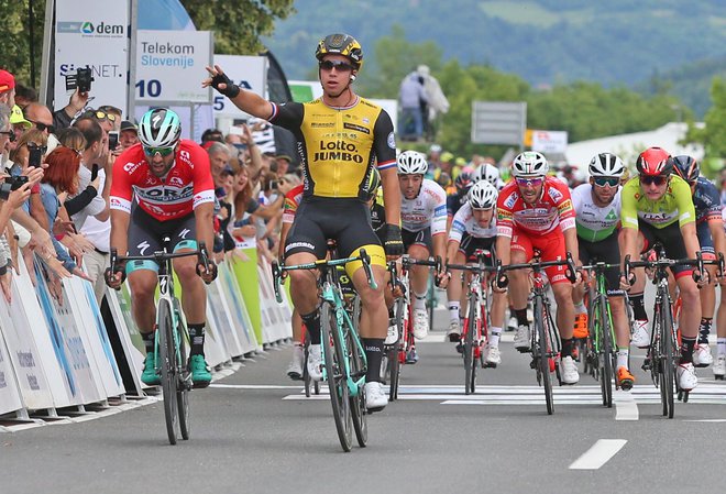 Dylan Groenewegen je letos dobil etapo tudi na dirki po Sloveniji. FOTO: Uroš Hočevar/Delo