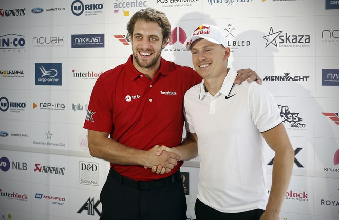 Henrik Kristoffersen je bil poleti gost slovenskega hokejista Anžeta Kopitarja na Bledu na njegovem dobrodelnem turnirju v golfu. FOTO: Blaž Samec/Delo