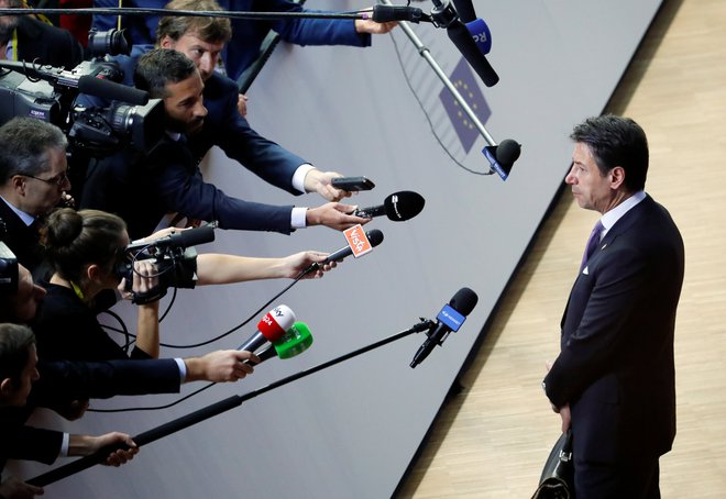 Italijanski premier Giuseppe Conte.  FOTO: REUTERS/Yves Herman 