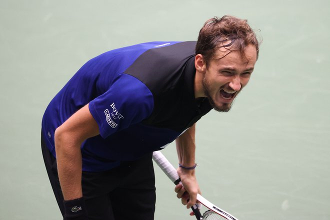 Danil Medvedjev je izločil rojaka. FOTO: Al Bello/AFP