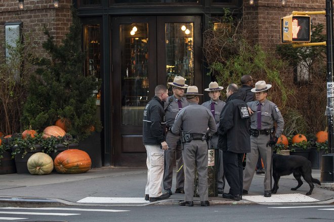 Tarča pisemskih bomb sta bila tudi newyorško produkcijsko podjetje TriBeCa Productions in restavracija Tribeca Grill igralca Roberta De Nira. Foto AFP