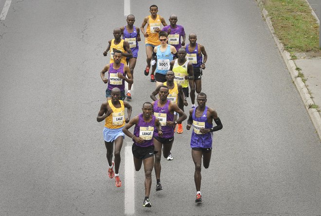 Tudi letos bodo razplet krojili tekači iz afriških držav. Slika je simoblična. FOTO: Jože Suhadolnik/Delo