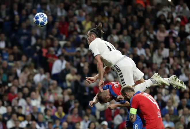 Real (v zraku Gareth Bale) je proti Plznu prekinil niz petih tekem brez zmage, a kritikov ni prepričal. FOTO: Manu Fernandez/Ap