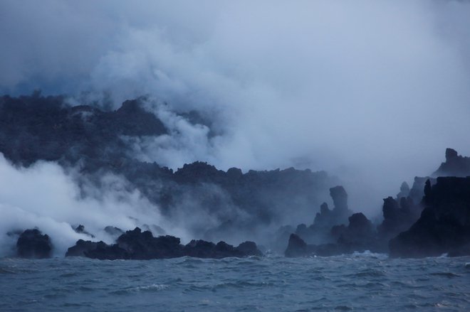 Oceani so absorbirali več toplote, kot so znanstveniki menili do zdaj. FOTO: Terray Sylvester/Reuters