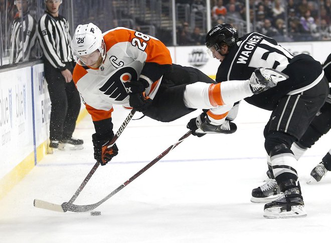 Med krvniki Kraljev je bil tudi Claude Giroux. FOTO: Ringo H. w. Chiu/AP