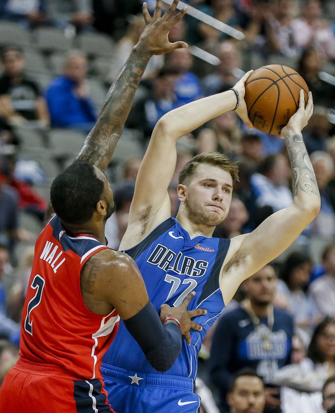 Luka Dončić je bil s 23 točkami najboljši strelec svojega moštva. FOTO: Brandon Wade/AP