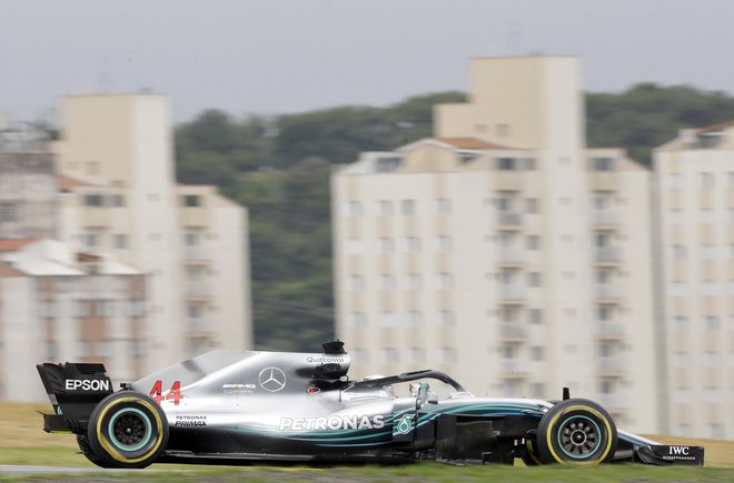 Lewis Hamilton na prvih dveh treningih ni zmagal. FOTO: Andre Penner/AP