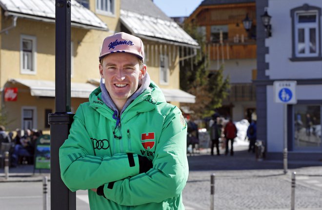 Severin Freund je po vrhuncu kariere in Prevčevi sanjski sezoni kmalu občutil velik padec, težave so mu vseskozi povzročale poškodbe. FOTO: Matej Družnik/Delo