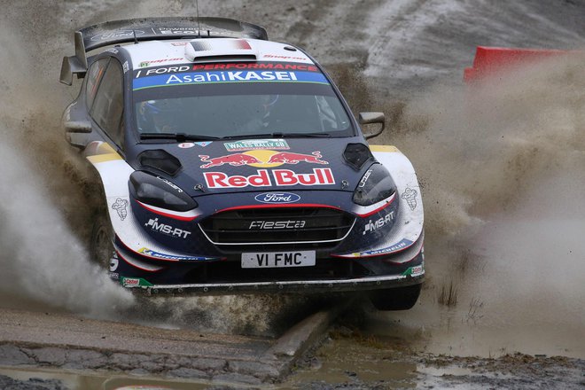 Sebastien Ogier je na zadnjih dveh dirkah iizničil 23 točk zaostanka. FOTO: Geoff Caddick/AFP